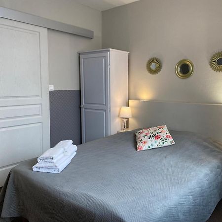 Hotel Saint Yves نانت المظهر الخارجي الصورة