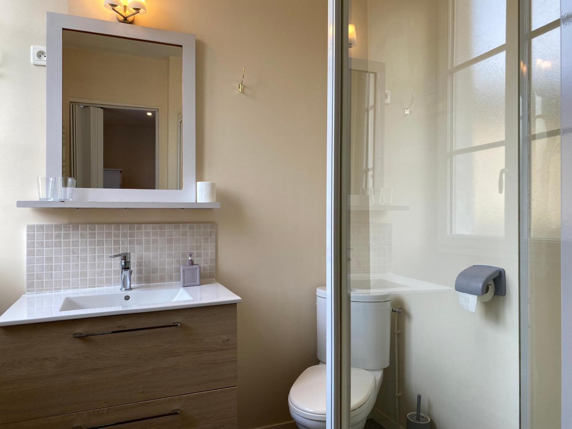 Hotel Saint Yves نانت المظهر الخارجي الصورة