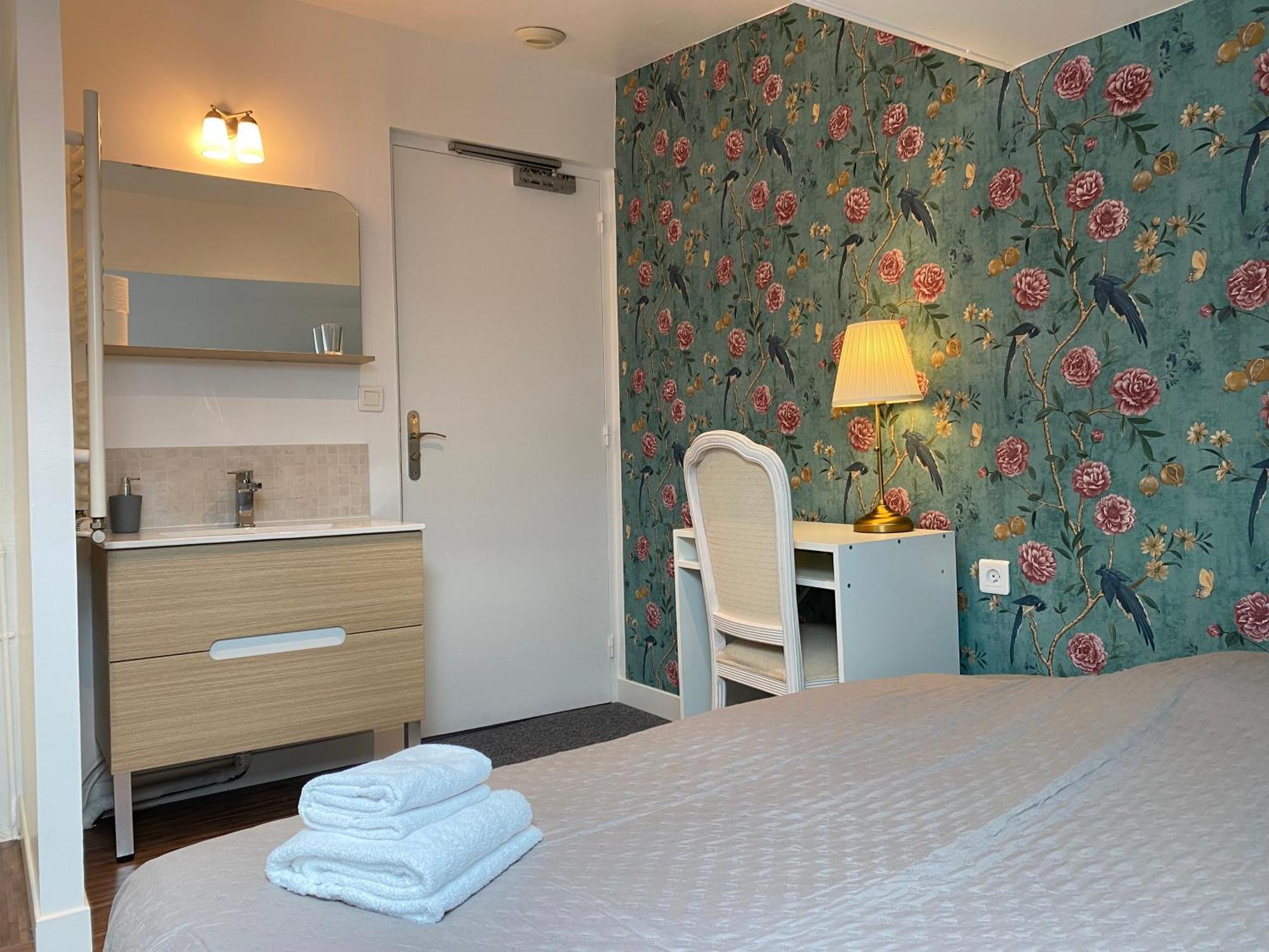 Hotel Saint Yves نانت المظهر الخارجي الصورة